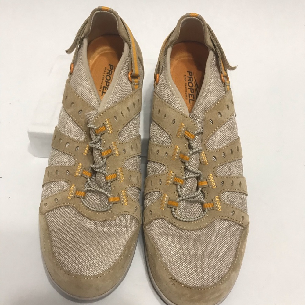 Bass Propel 8.5 Women’s Tiffany Walking Shoes (C)